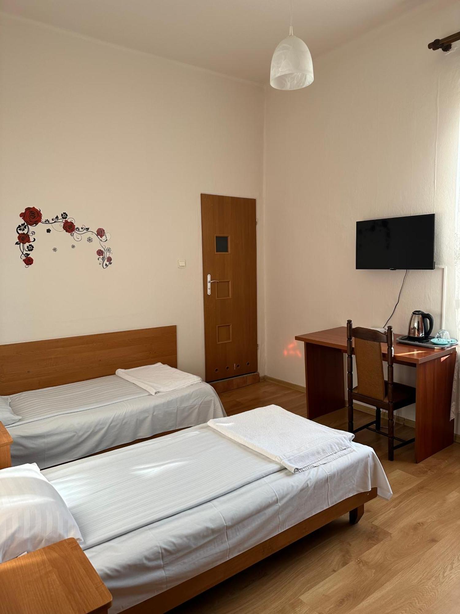 Hotel Haga Częstochowa Екстериор снимка